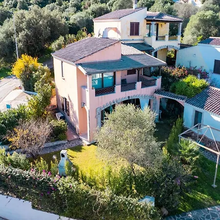 Сasa de vacaciones Victoria 1.5 Km From The - Happy