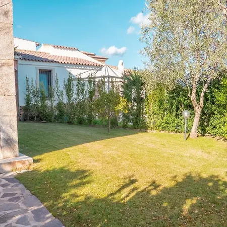 Сasa de vacaciones Victoria 1.5 Km From The - Happy Vaccileddi